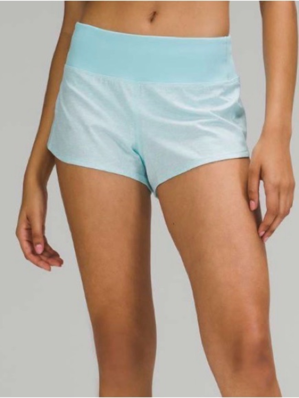 lululemon Light Mid-Rise Speed Up Shorts 4”